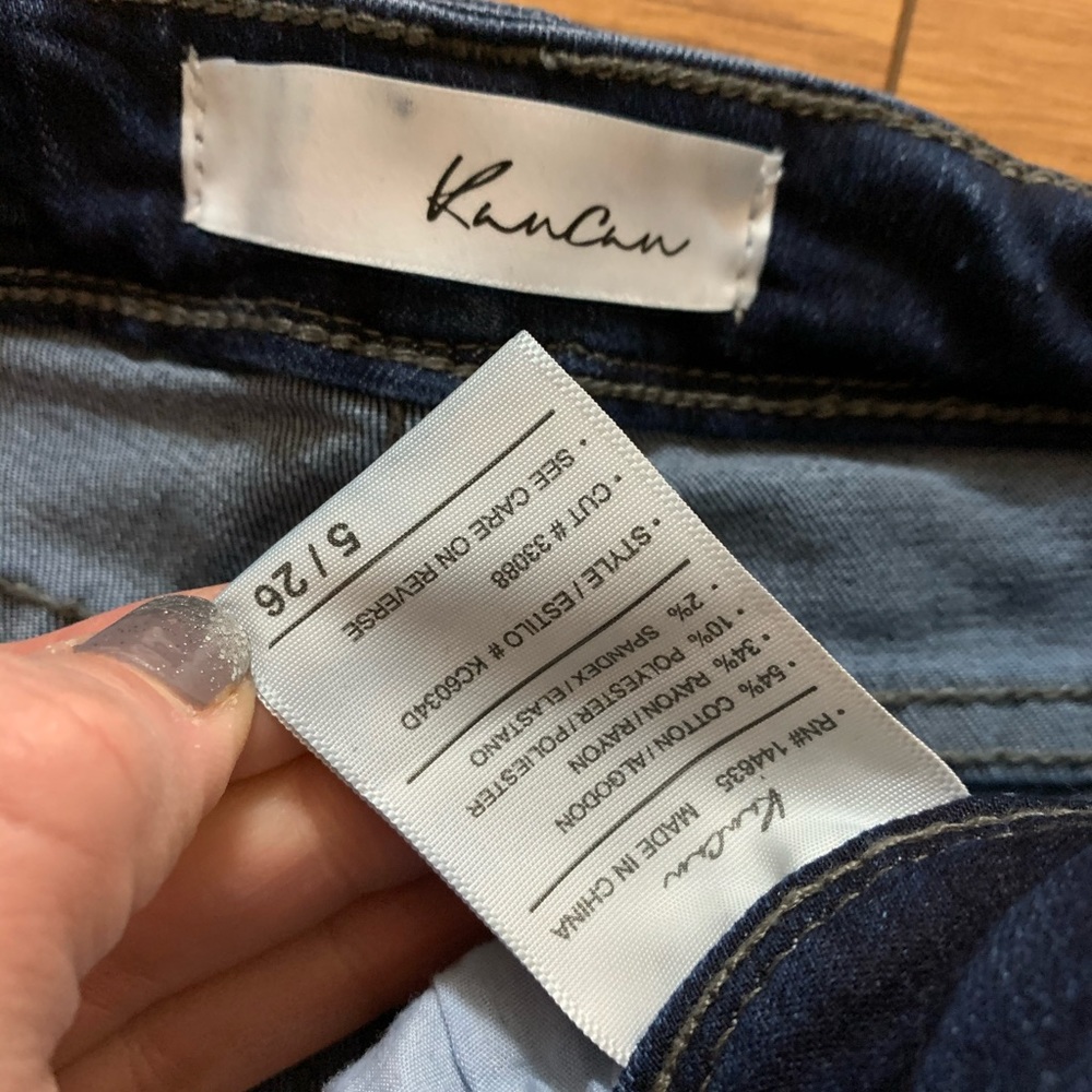 KanCan jeans size 5 with distressing